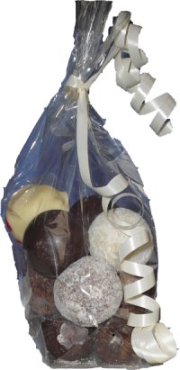 Geschenktütchen mit selbstgemachten Pralinen Zellglastütchen mit Pralinen